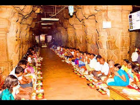 srikalahasti rahu ketu pooja with pilgrimage crowd