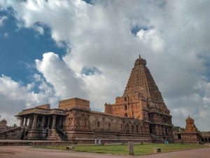 Thirukarugavur Temple History