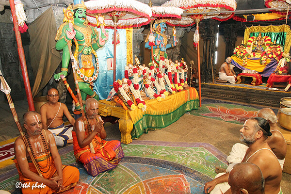 ADHYAYANOTSAVAM BEGINS AT Sri Govindarajaswamy Temple