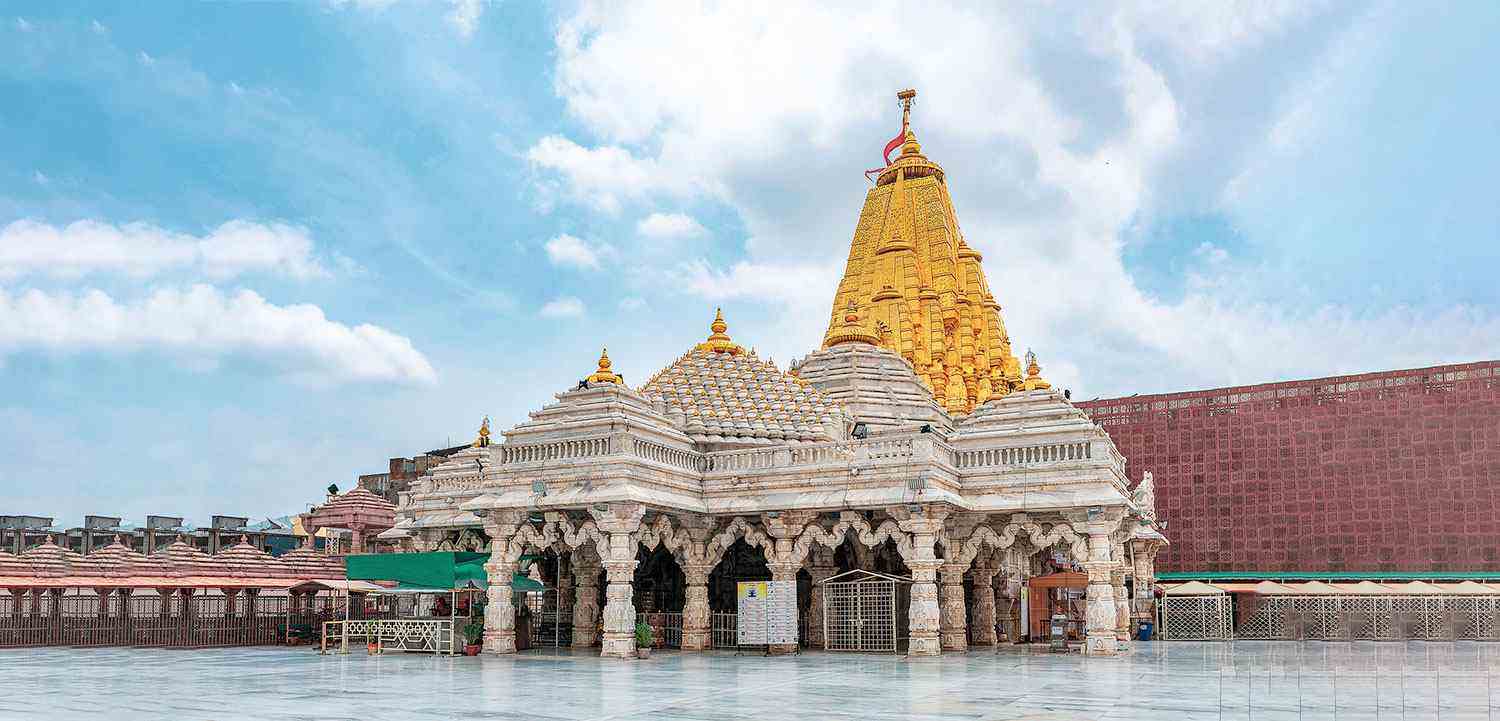 Ambaji Temple, Gujarat – History, Darshan Timings, Significance & Travel Guide