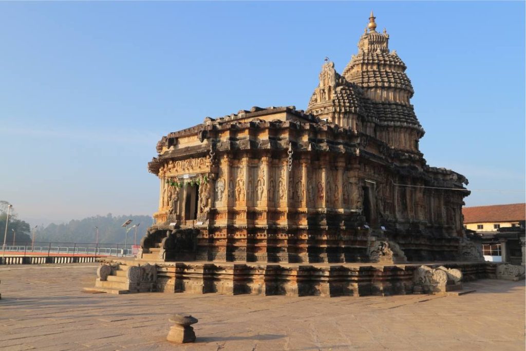 Sringeri Sharada Peetham temple beside Tunga river Karnataka